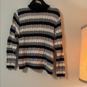 Parkhurst Black and Cream Knit Sweater